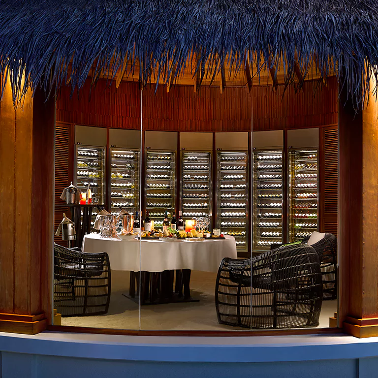 dusit-thani-maldives-facilities-wine-cellar