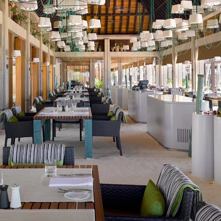 Velaa-Private-Island-Maldives-Restaurant-3