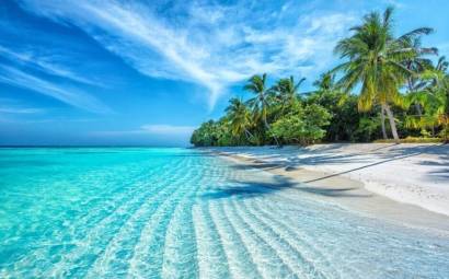 Maldives-Islands-Ocean-blue-Water-vacation