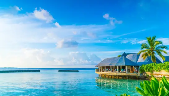 top luxury resort in maldives (1)